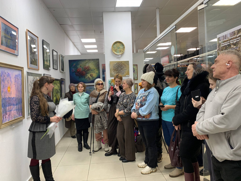 Открылась выставка живописи и графики